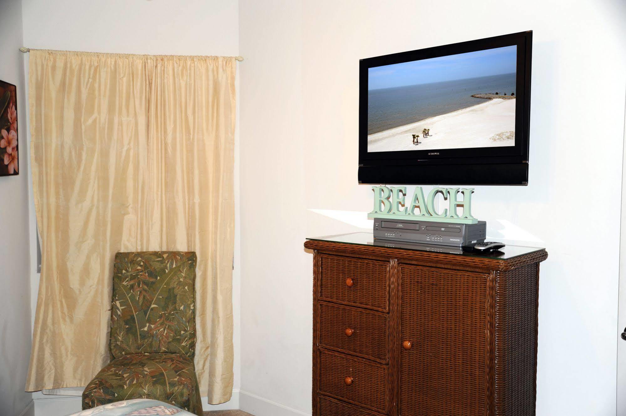 Sea Breeze Condominium Resort Biloxi Exterior photo
